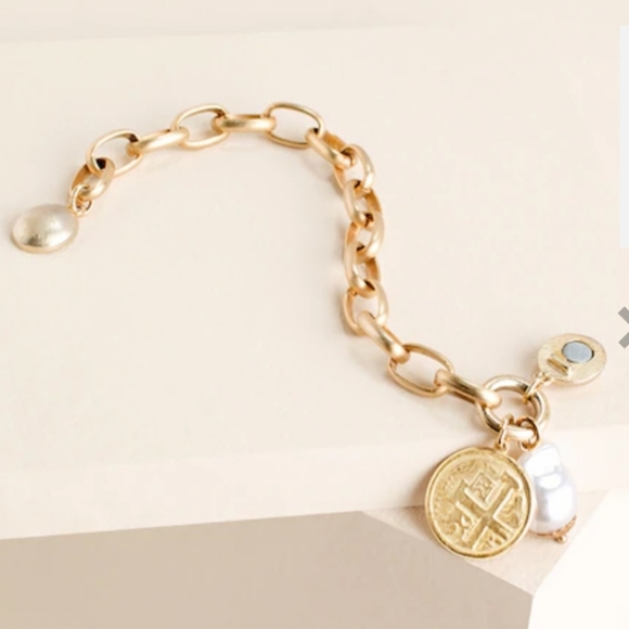 CHICO'S NWT Goldtone and Faux Pearl Magnetic Bracelet - Picture 1 of 6